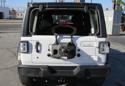 2018 Jeep Wrangler Unlimited - Image 10