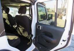 2018 Jeep Wrangler Unlimited - Image 22