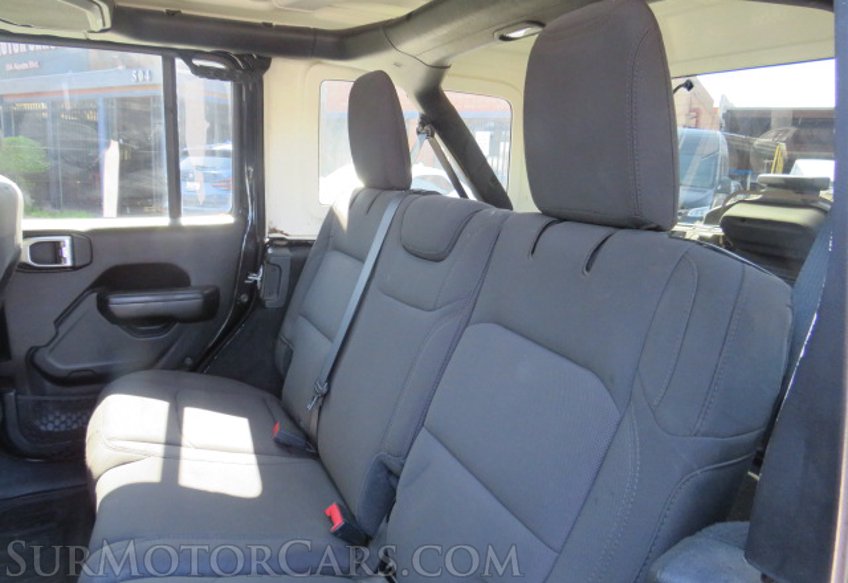 2020 Jeep Wrangler Unlimited - Image 37