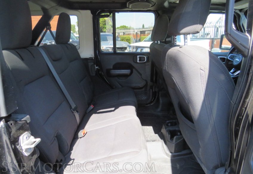 2020 Jeep Wrangler Unlimited - Image 38