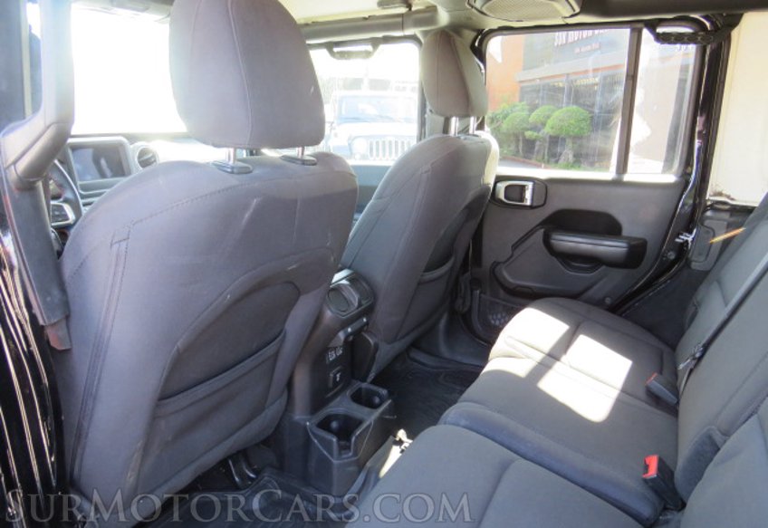 2020 Jeep Wrangler Unlimited - Image 39