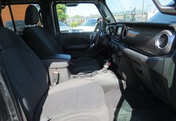 2020 Jeep Wrangler Unlimited - Image 36