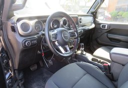 2020 Jeep Wrangler Unlimited - Image 32