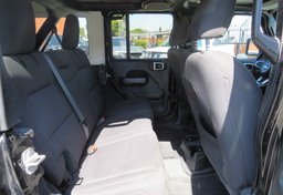 2020 Jeep Wrangler Unlimited - Image 38