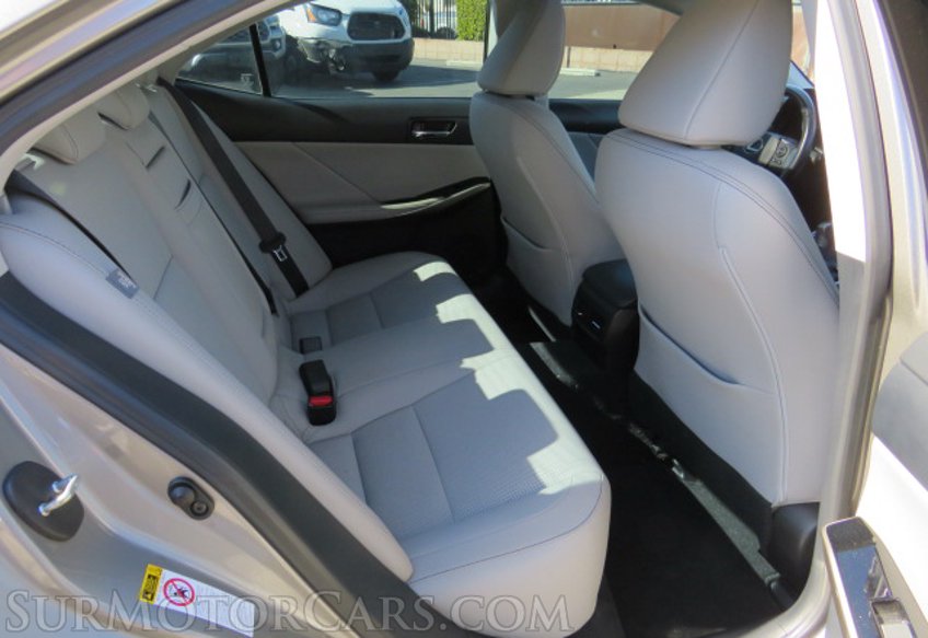 2015 Lexus IS 250 - Image 29