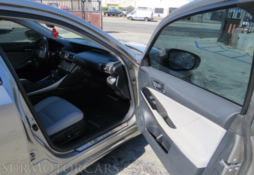 2015 Lexus IS 250 - Image 20