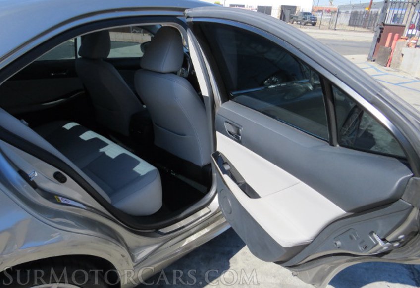 2015 Lexus IS 250 - Image 22