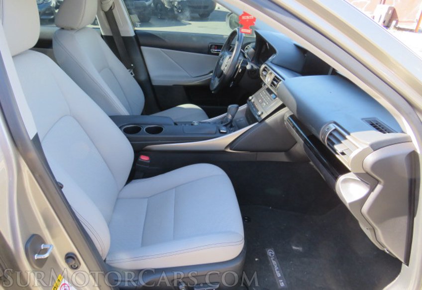 2015 Lexus IS 250 - Image 24