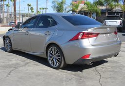 2015 Lexus IS 250 - Image 9
