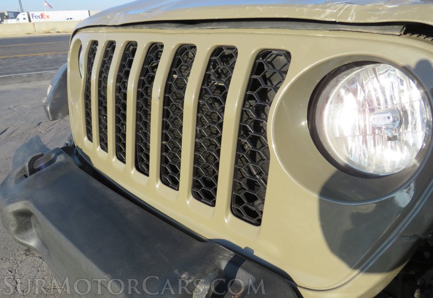 2020 Jeep Gladiator - Image 16