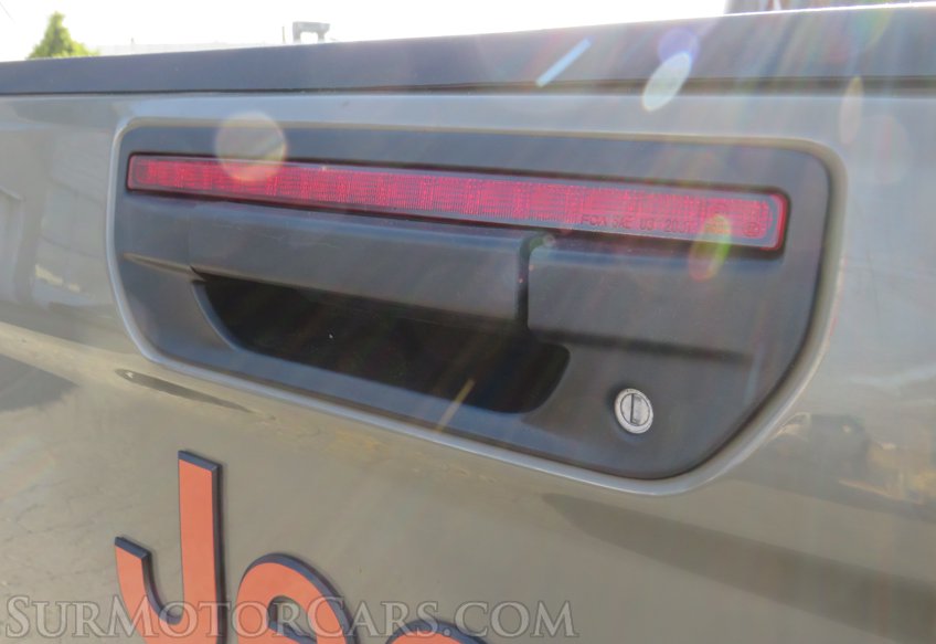 2020 Jeep Gladiator - Image 23