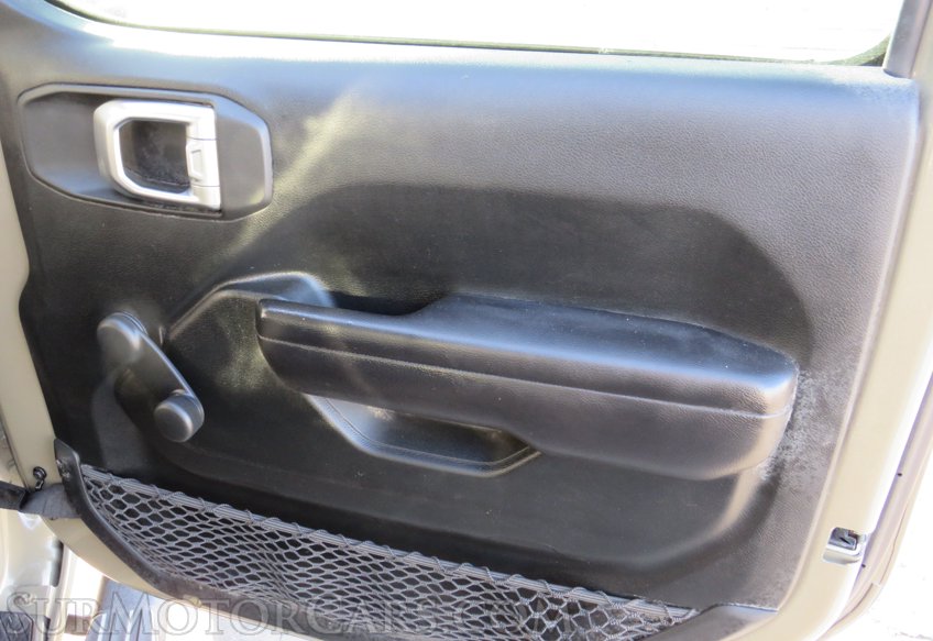 2020 Jeep Gladiator - Image 45