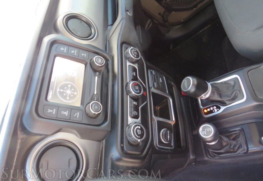 2020 Jeep Gladiator - Image 36