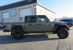 2020 Jeep Gladiator - Image 10