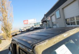 2020 Jeep Gladiator - Image 12