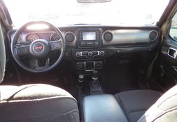 2020 Jeep Gladiator - Image 24