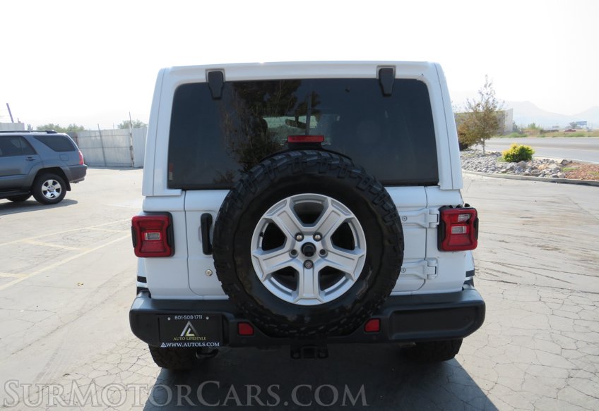 2018 Jeep Wrangler Unlimited - Image 12