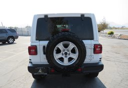 2018 Jeep Wrangler Unlimited - Image 12