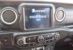 2018 Jeep Wrangler Unlimited - Image 40