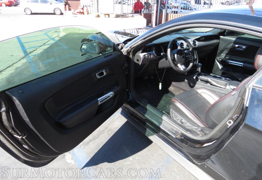 2017 Ford Mustang - Image 24