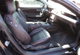 2017 Ford Mustang - Image 31