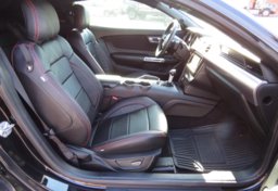 2017 Ford Mustang - Image 34