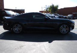 2017 Ford Mustang - Image 20