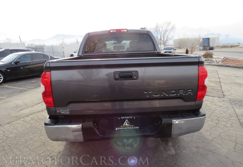 2018 Toyota Tundra 4WD - Image 11