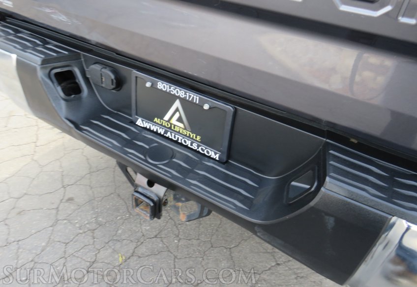 2018 Toyota Tundra 4WD - Image 18