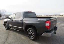 2018 Toyota Tundra 4WD - Image 7