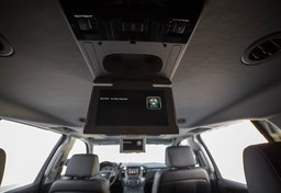 2015 Chevrolet Suburban - Image 37