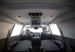 2015 Chevrolet Suburban - Image 46