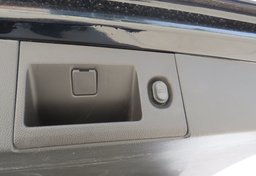 2015 Chevrolet Suburban - Image 70