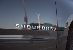 2015 Chevrolet Suburban - Image 12