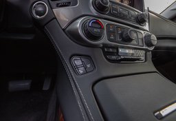 2015 Chevrolet Suburban - Image 32