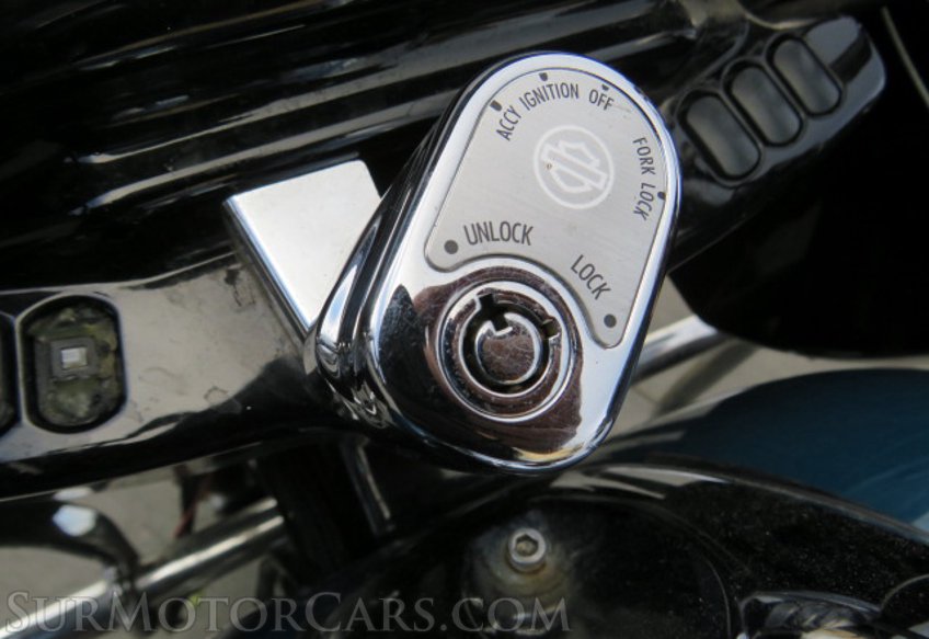 2021 Harley-Davidson FLTRXS - Image 14