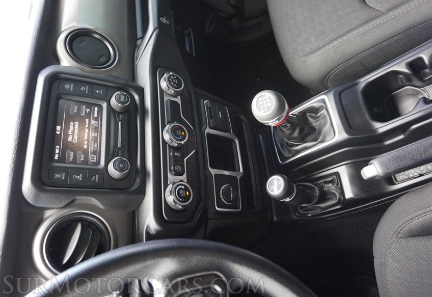 2020 Jeep Wrangler - Image 46