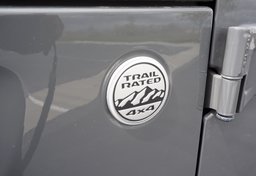 2020 Jeep Wrangler - Image 32