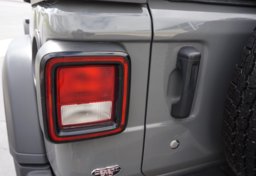 2020 Jeep Wrangler - Image 24