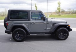 2020 Jeep Wrangler - Image 9