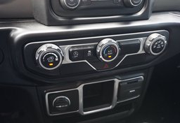 2020 Jeep Wrangler - Image 60