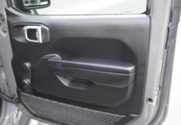 2020 Jeep Wrangler - Image 65