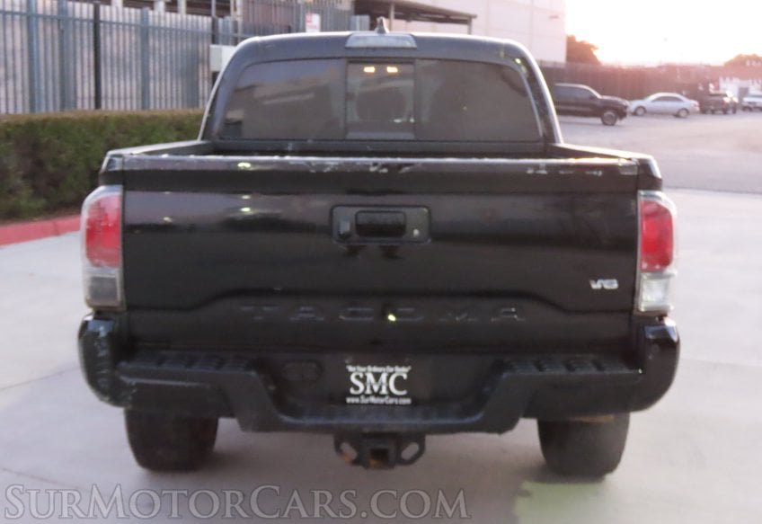 2023 Toyota Tacoma 4x4 TRD Off-Road - Image 12