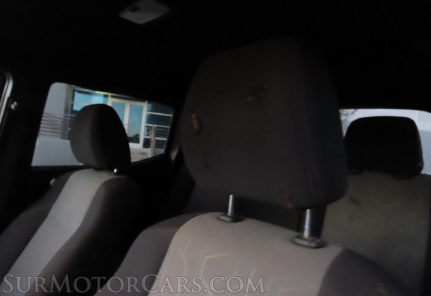 2023 Toyota Tacoma 4x4 TRD Off-Road - Image 45