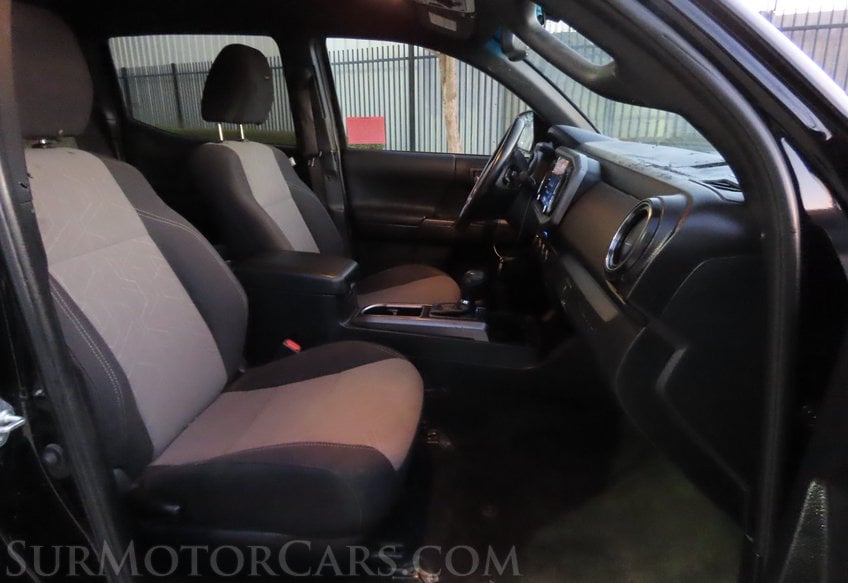 2023 Toyota Tacoma 4x4 TRD Off-Road - Image 24