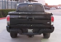 2023 Toyota Tacoma 4x4 TRD Off-Road - Image 12