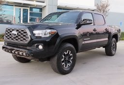 2023 Toyota Tacoma 4x4 TRD Off-Road - Image 4