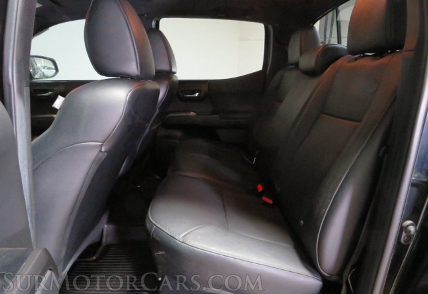 2022 Toyota Tacoma - Image 28