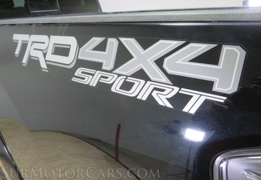 2022 Toyota Tacoma - Image 18