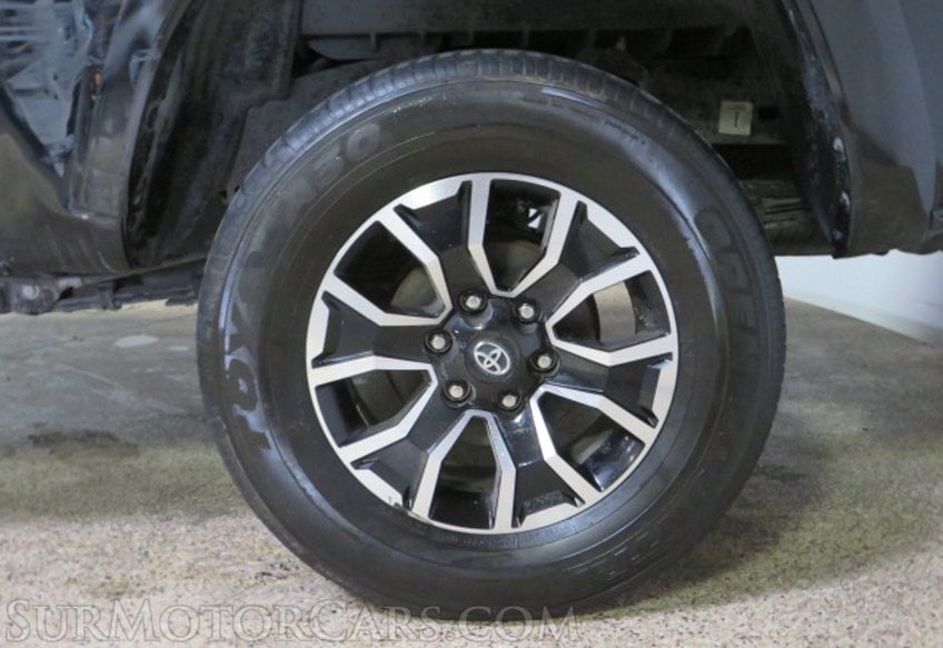 2022 Toyota Tacoma - Image 21